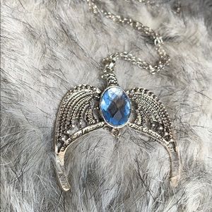 🔵 Animal Pendant Necklace